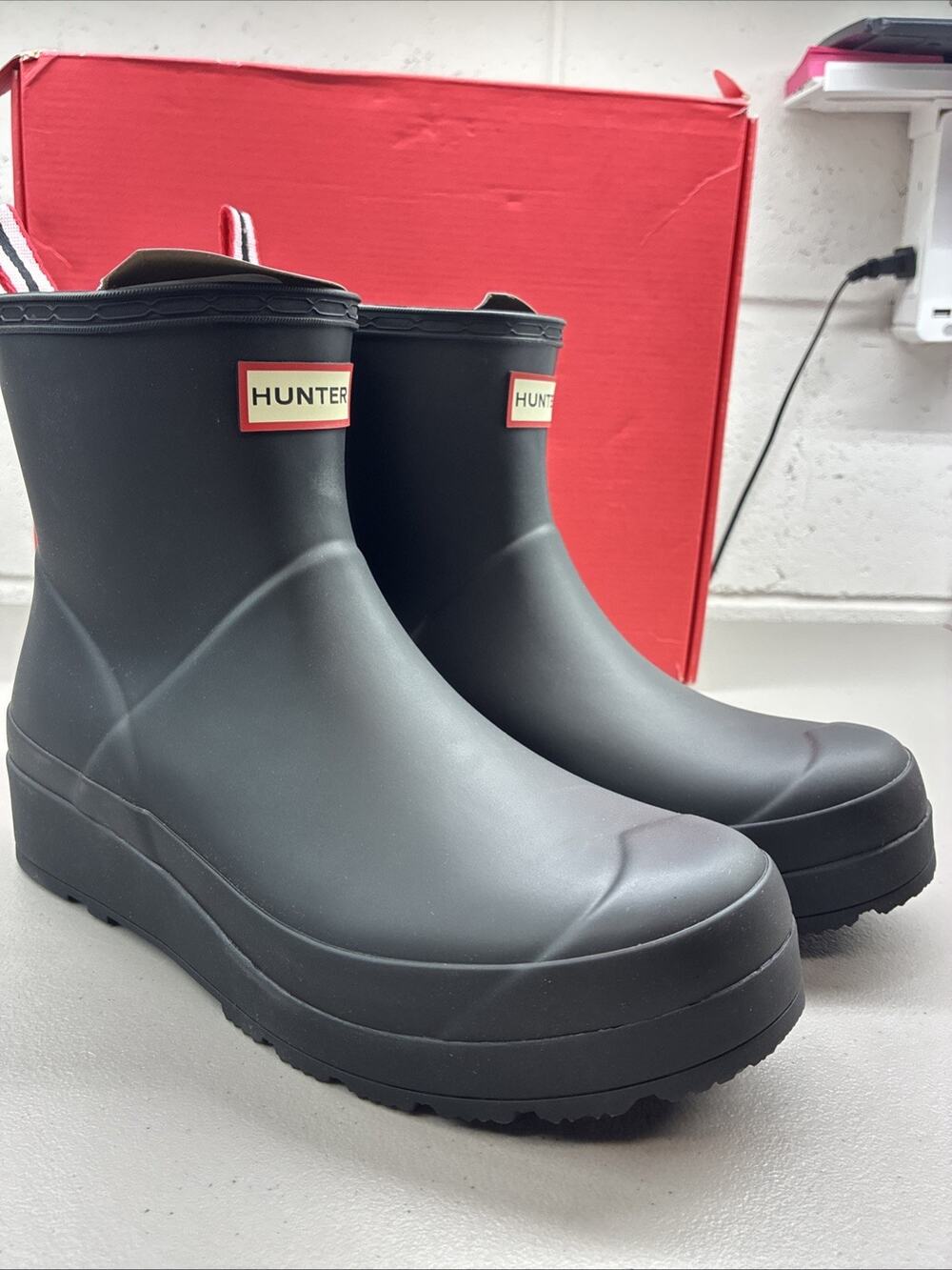 Hunter Women's PLAY Short Wellington Rain Boots Rubber Waterproof Women Size 9
